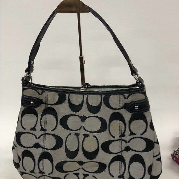 Coach Daisy Signature Moonlight Gray Hobo With Black Leather Trim - Picture 4 of 6